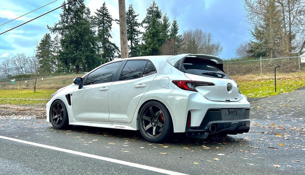 Real Carbon Fiber Bumper lip Spoiler Body Splitter Rear Diffuser For Toyota GR Corolla (2023-2025) NevaNovo